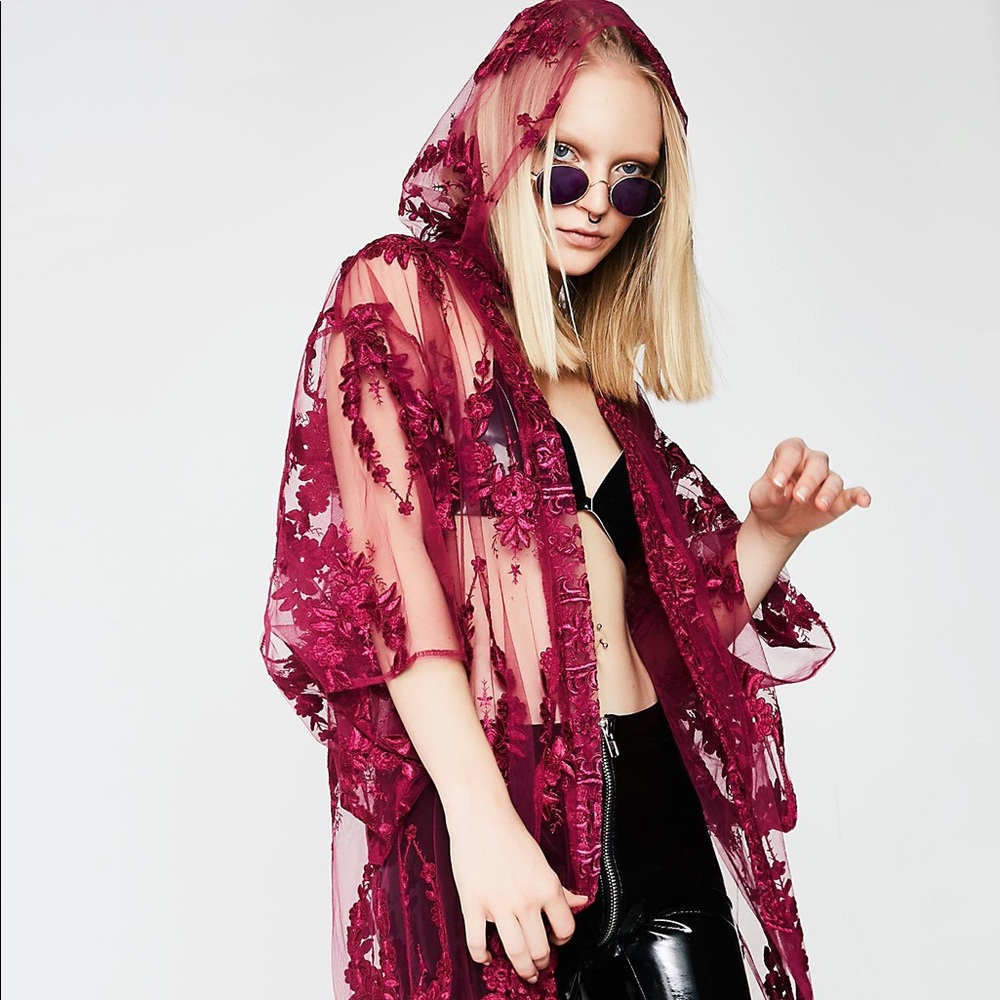 Club Exx / Dolls Kill Lace Hooded Kimono